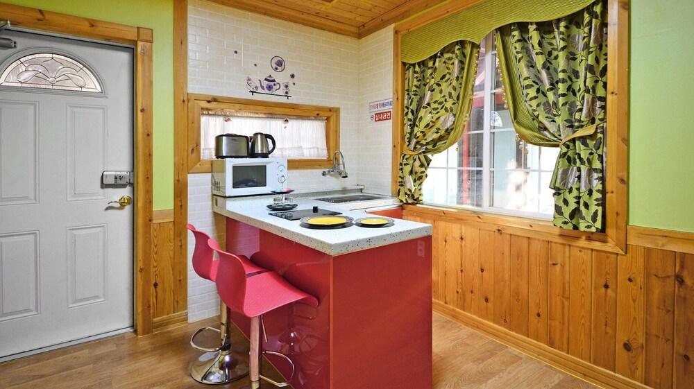 Gyeongju Euro Vill Spa Pension