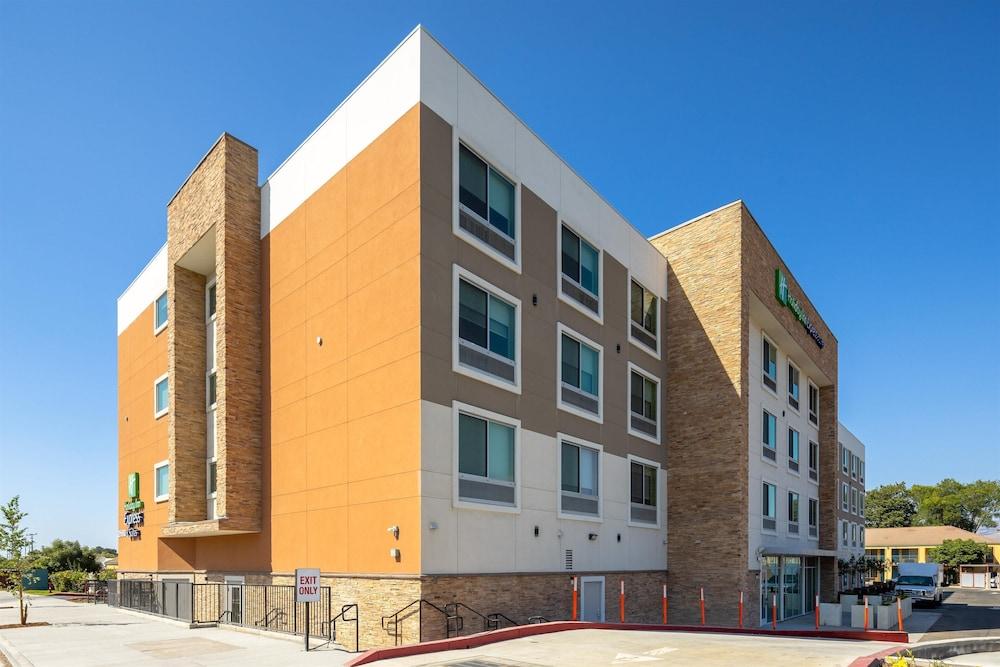 Holiday Inn Express & Sts San Jose Silicon Valley