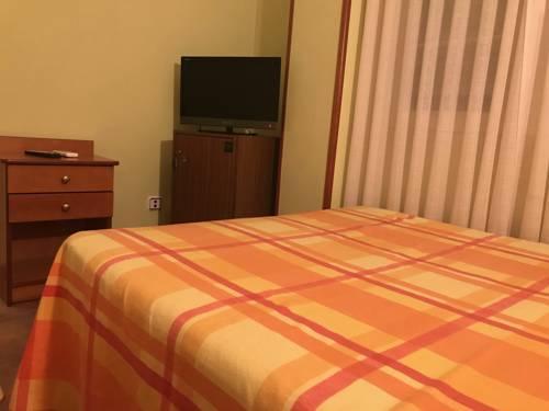 Hotel Los Leones