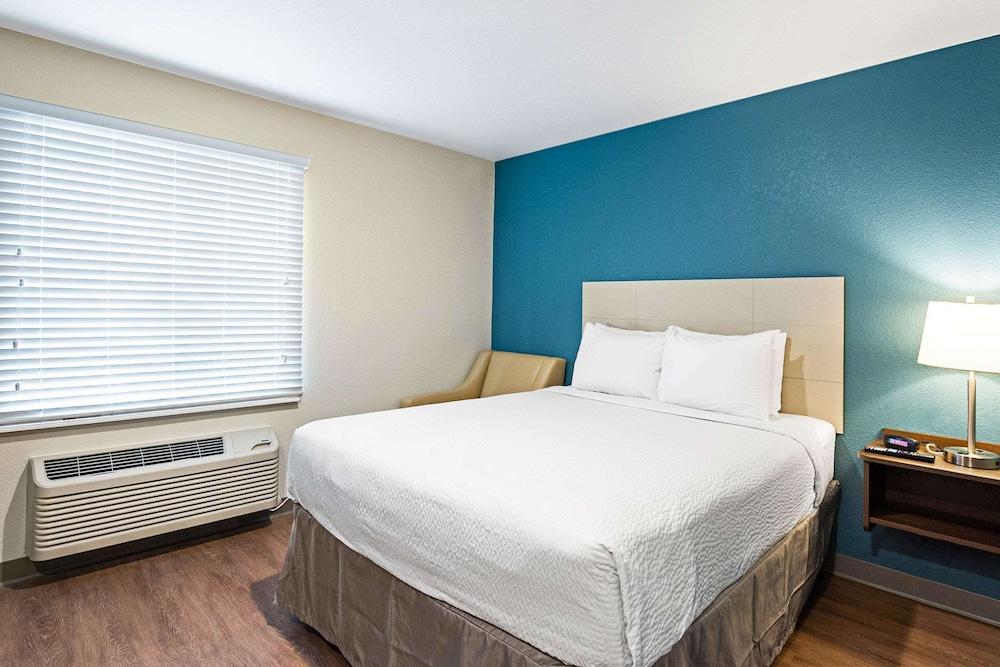 WoodSpring Suites Reno Sparks