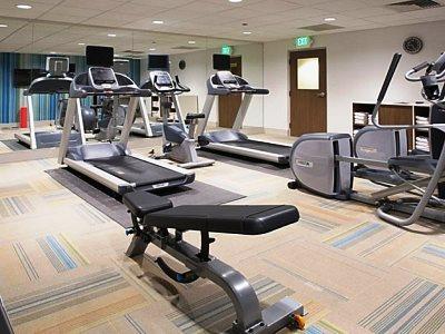 Holiday Inn Express & Suites Bardstown