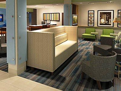Holiday Inn Express & Suites Bardstown