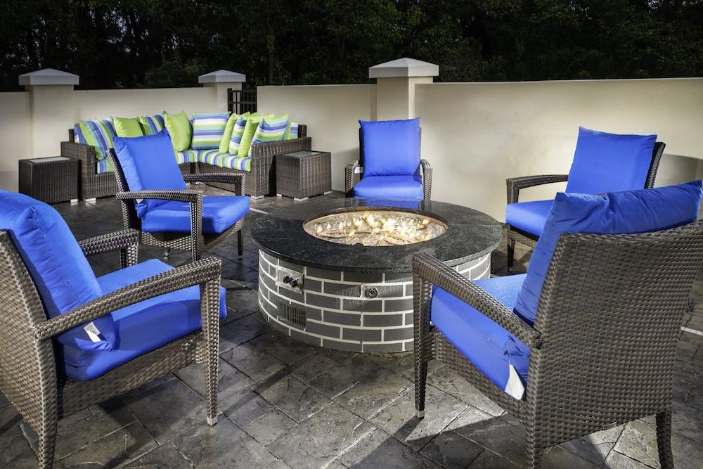 Holiday Inn Express & Suites Rock Hill