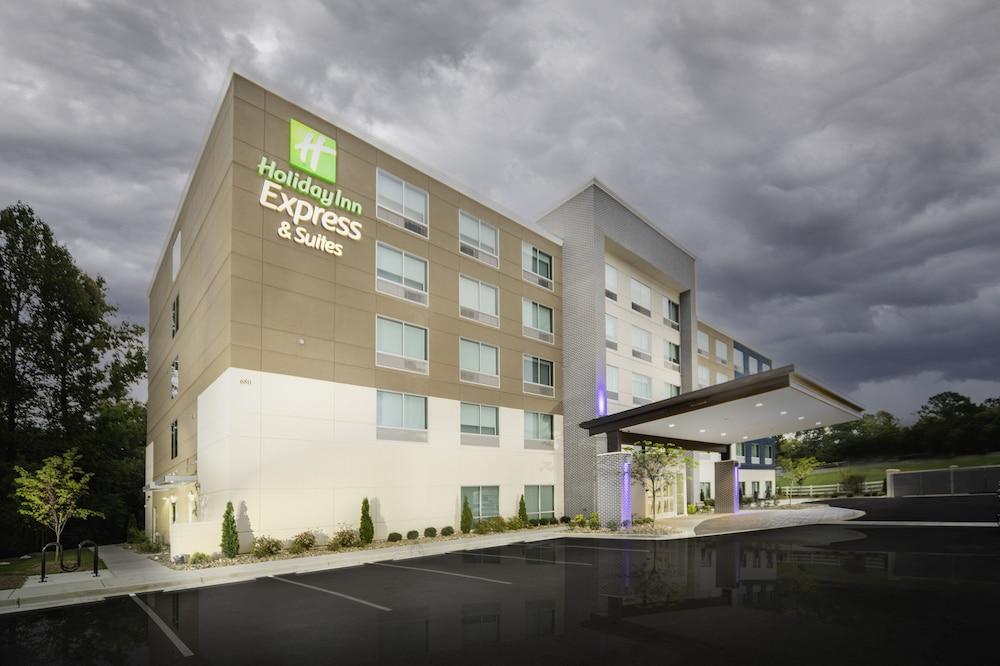 Holiday Inn Express & Suites Rock Hill