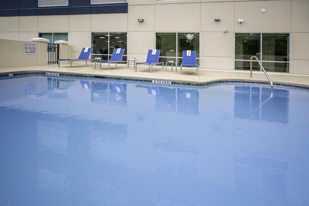 Holiday Inn Express & Suites Rock Hill