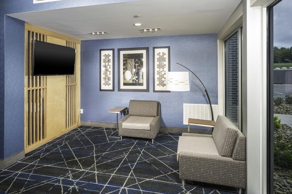 Holiday Inn Express & Suites Rock Hill