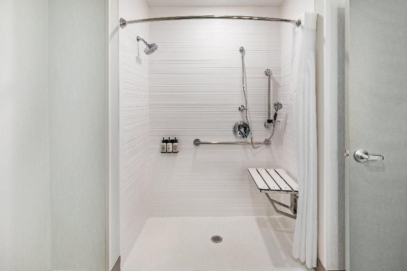Avid Hotel Bentonville-Rogers