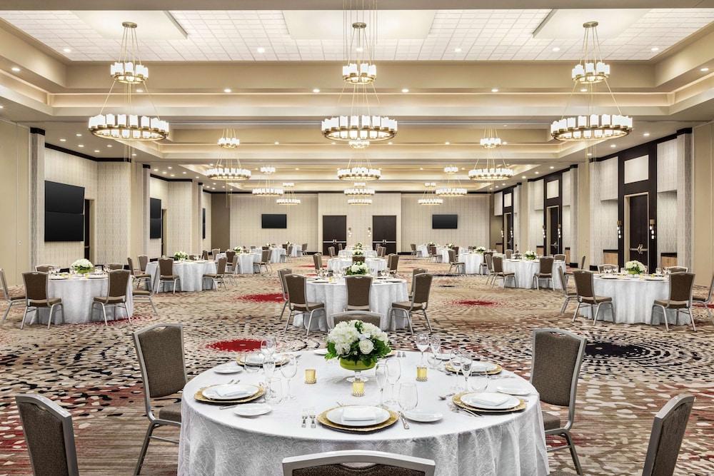 Embassy Suites by Hilton Round Rock