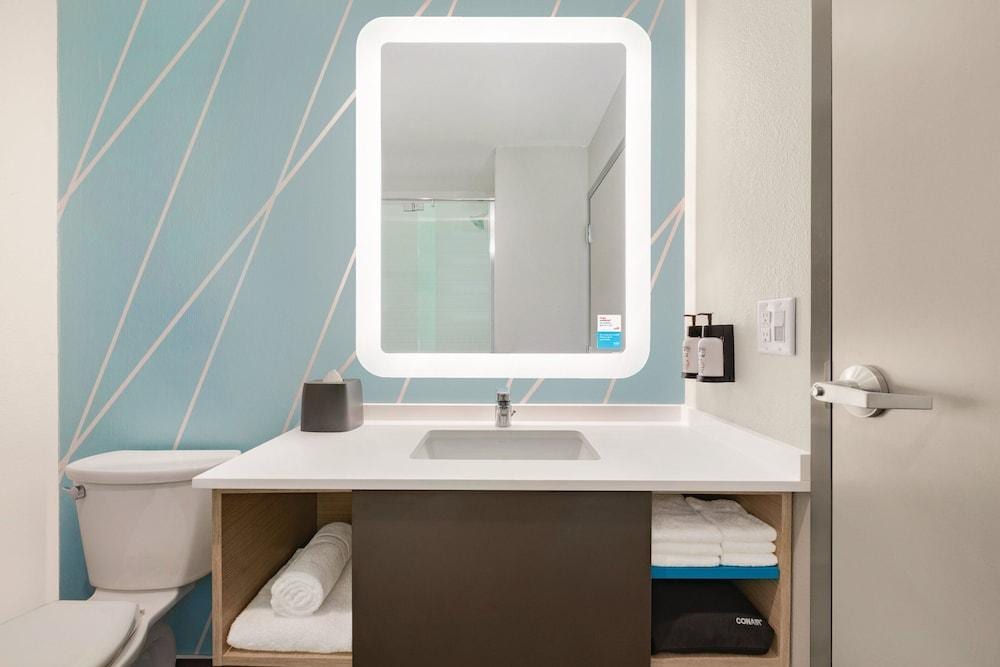 Avid Hotels Hattiesburg West