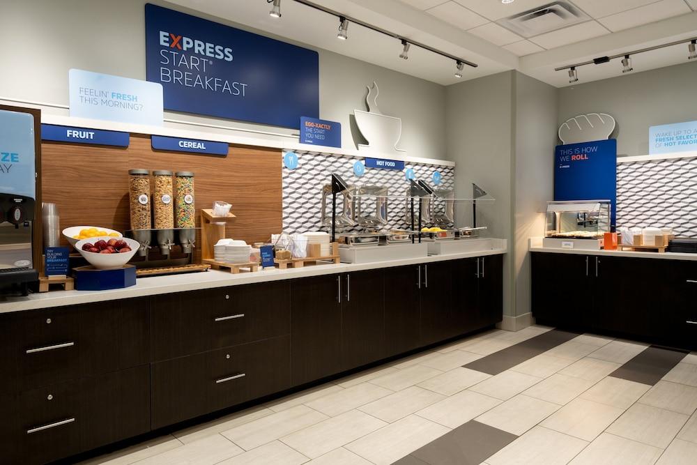 Holiday Inn Express & Suites Bullhead City