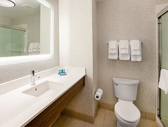 Holiday Inn Express & Suites Bullhead City