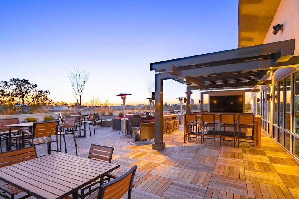 Holiday Inn & Suites Atlanta N - Chamblee Dunwoody