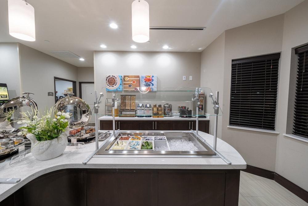 Staybridge Suites Houston NW Cypress Crossing