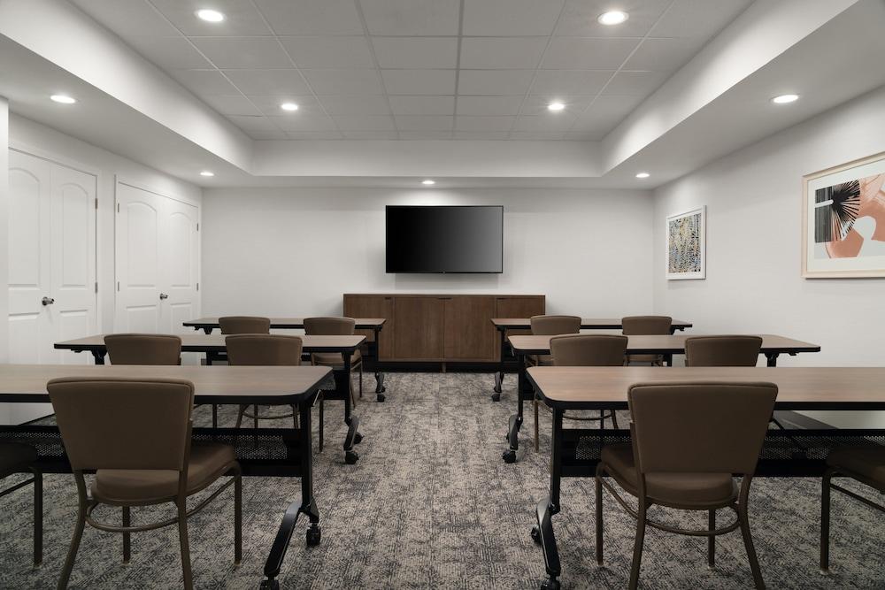 Staybridge Suites Houston NW Cypress Crossing