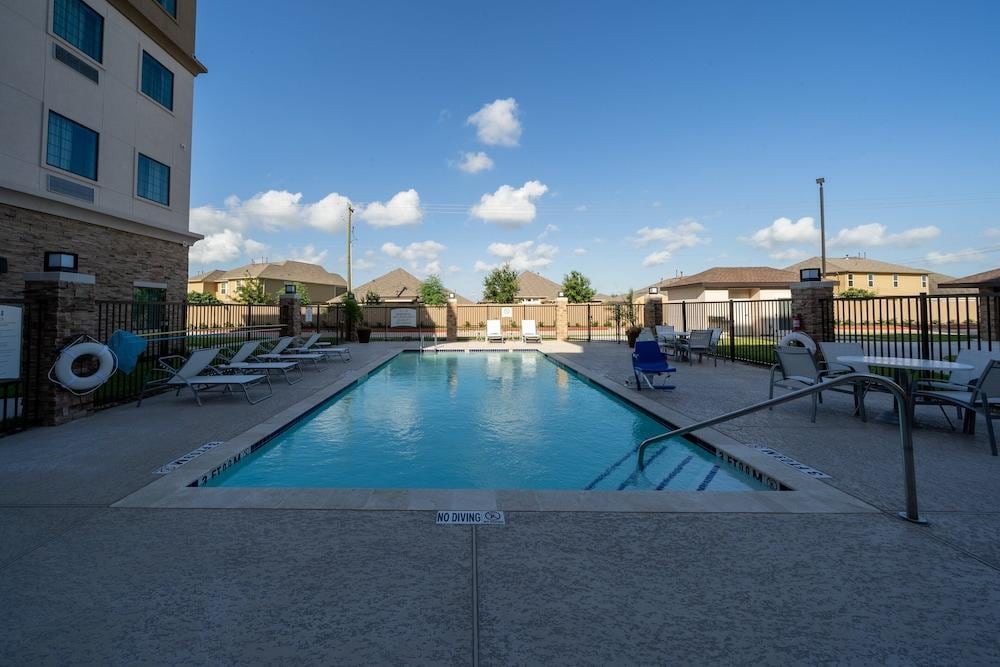 Staybridge Suites Houston NW Cypress Crossing