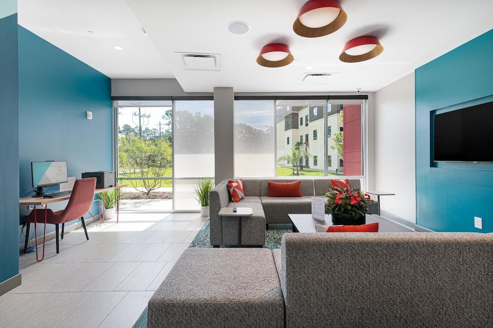Avid Hotel Summerville
