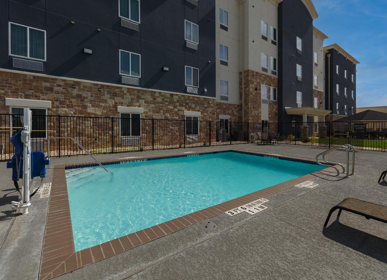 Candlewood Suites San Antonio-Schertz