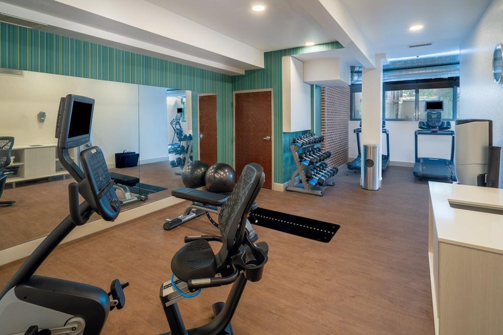 Holiday Inn Express & Suites Dahlonega - University Area