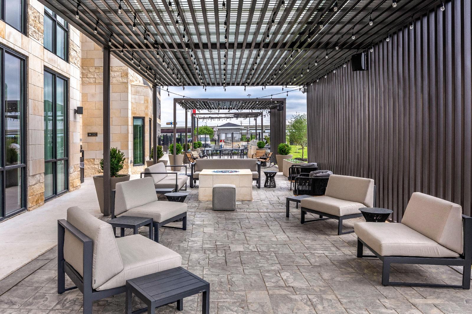 Staybridge Suites Dallas - Grand Prairie