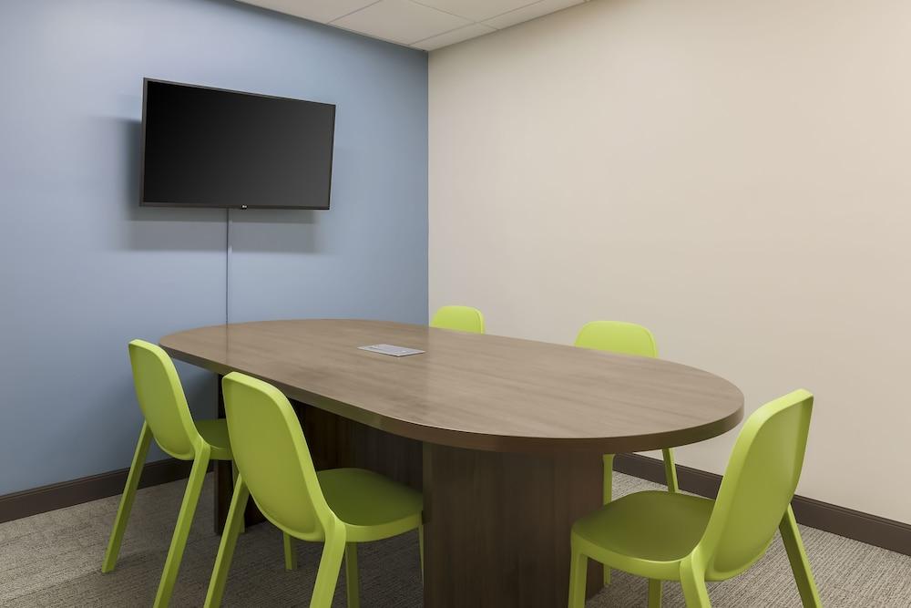 Home2 Suites by Hilton West Sacramento