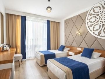 The Sansa Hotel & Spa