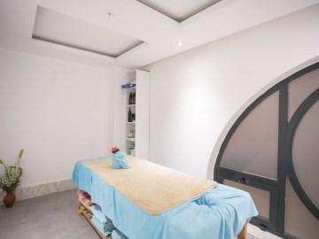 The Sansa Hotel & Spa