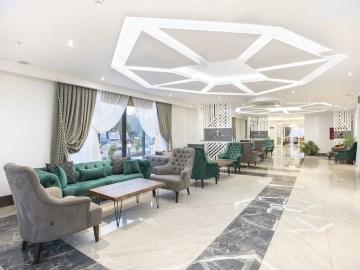 The Sansa Hotel & Spa