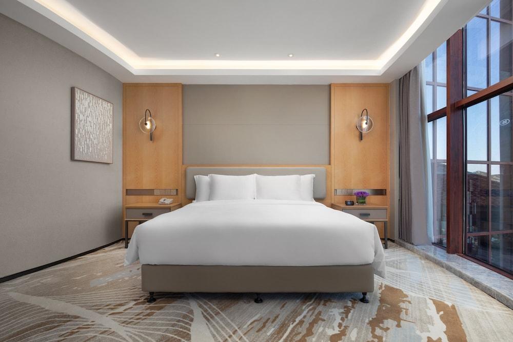 Crowne Plaza Zhoushan Seaview