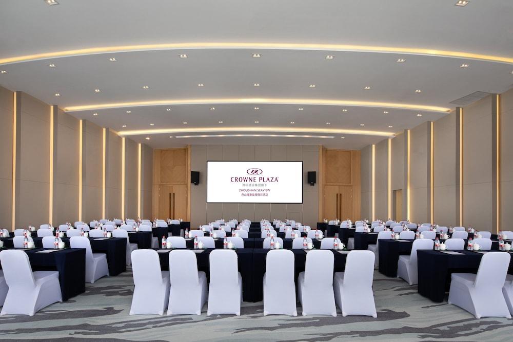 Crowne Plaza Zhoushan Seaview