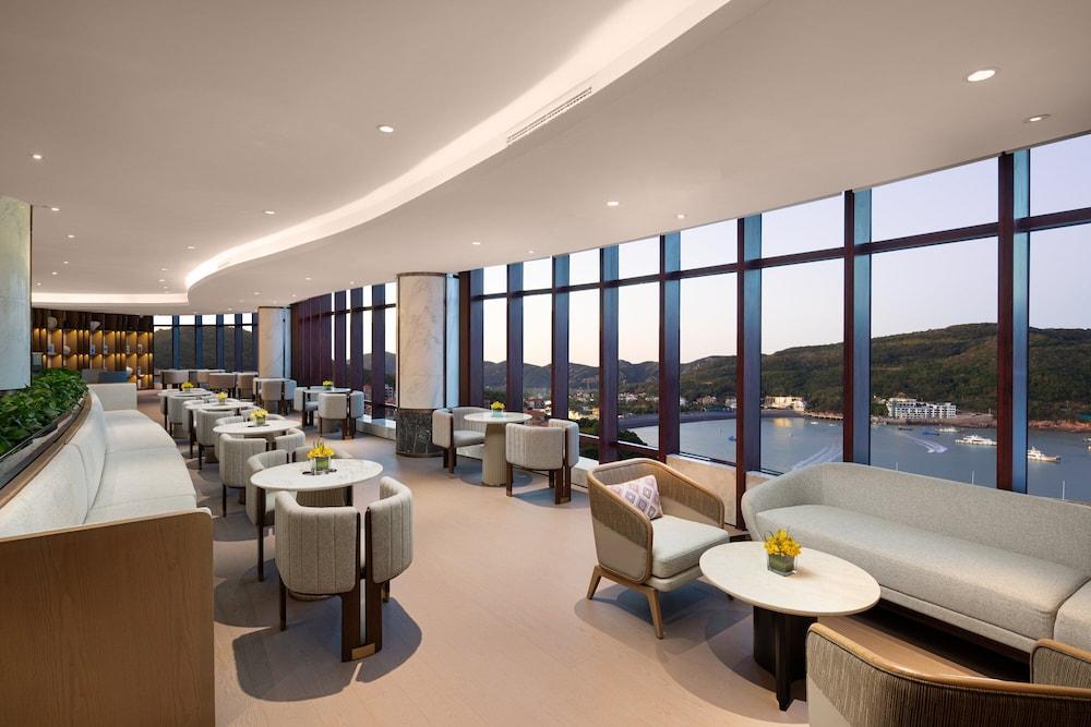 Crowne Plaza Zhoushan Seaview