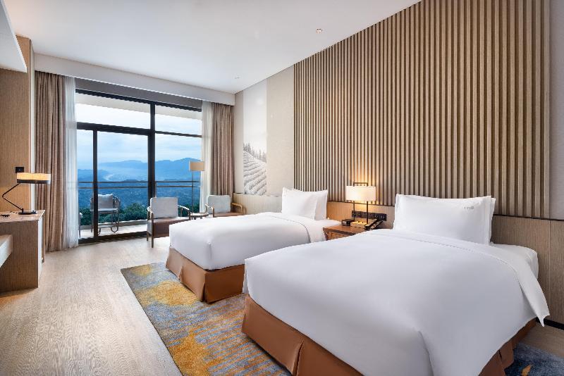 Holiday Inn Resort Mengding Mountain