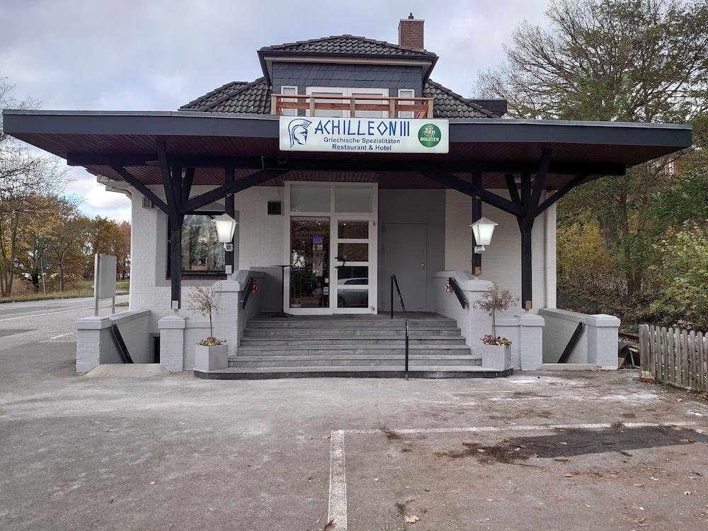Achilleon III