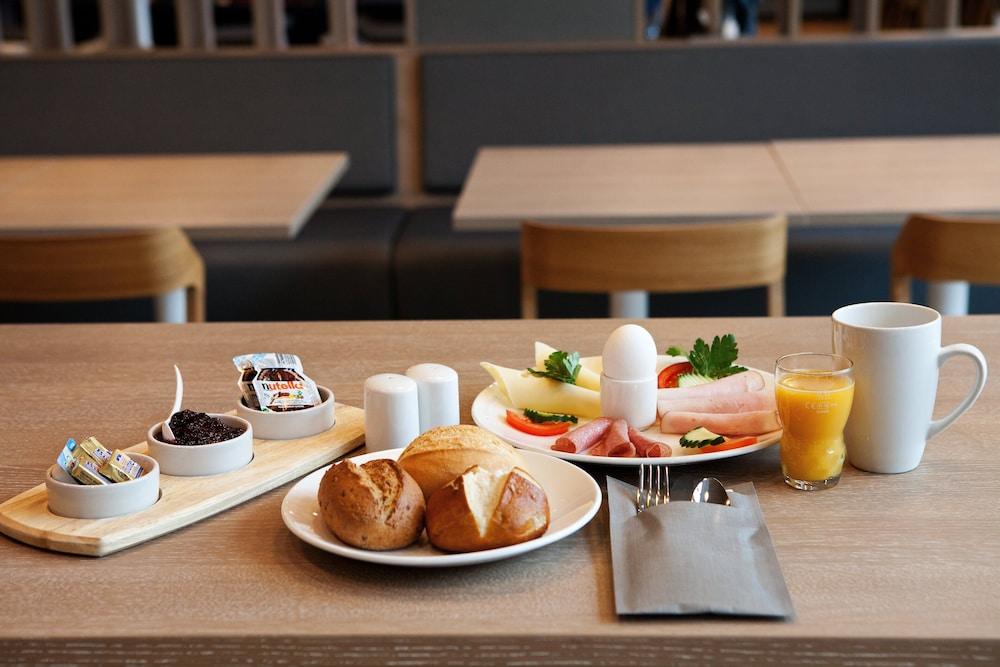 Holiday Inn Express Munich Olching