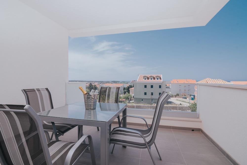 Pool Villas Aldura