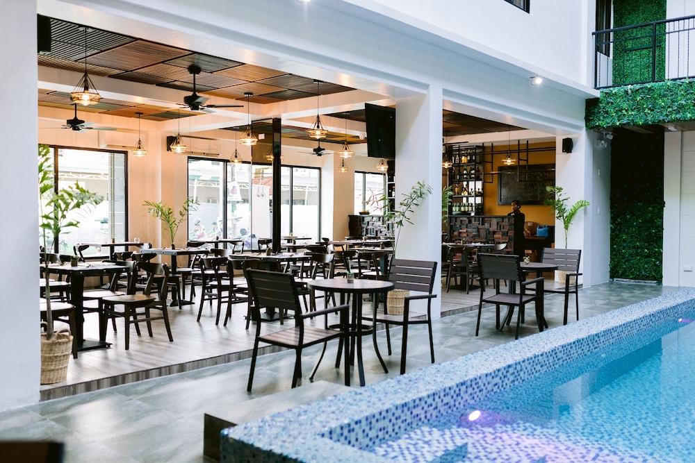 SureStay Plus Hotel by BW AC LUXE Angeles City