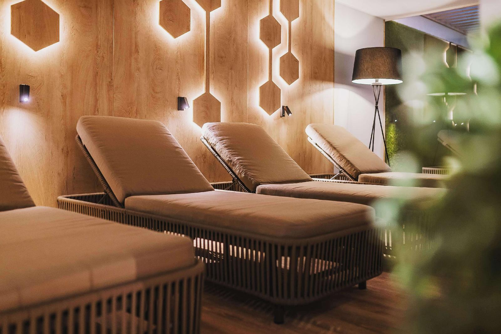 Elements Resort Am See Bw Signature Cll