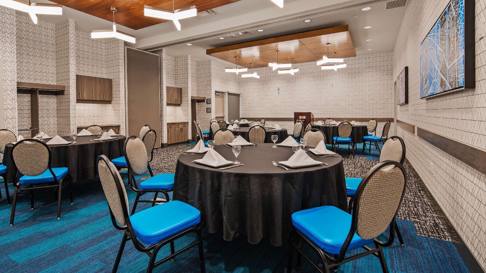 Best Western Premier Winnipeg East Inn & Suites