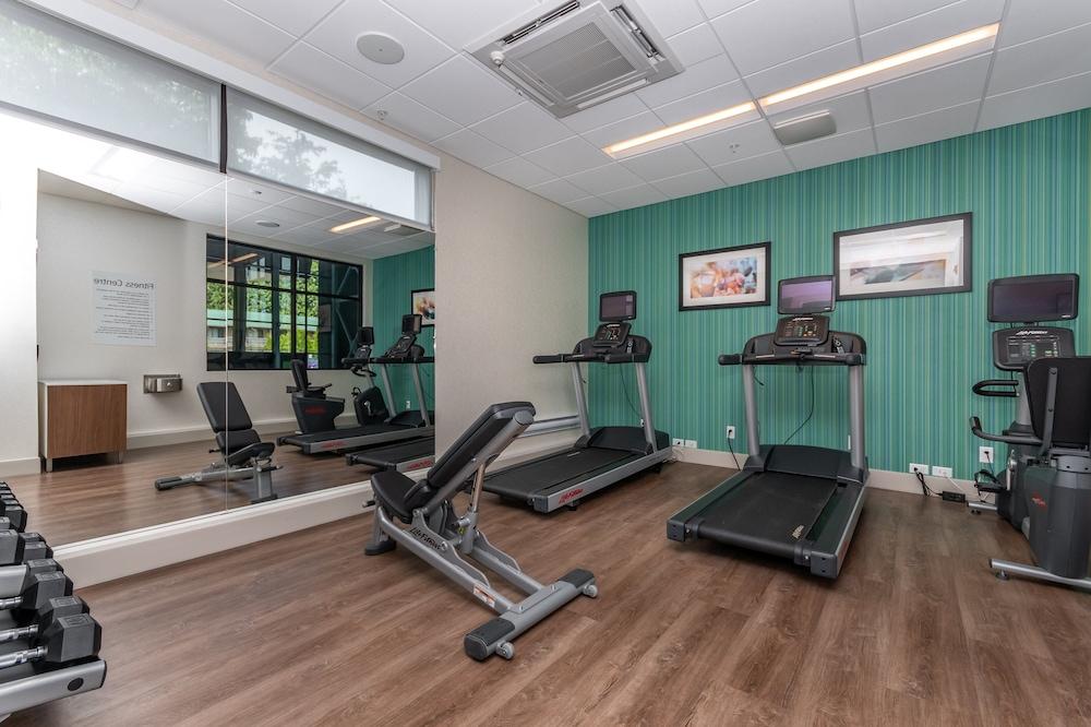 Holiday Inn Express & Suites Chilliwack East