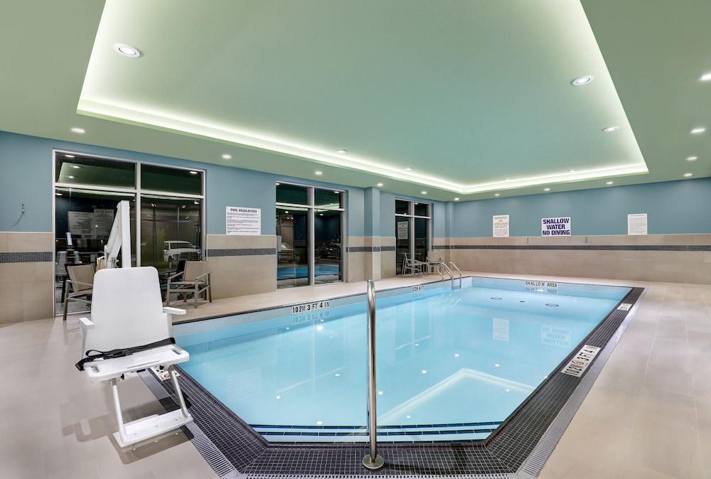 Holiday Inn Express & Suites Port Elgin