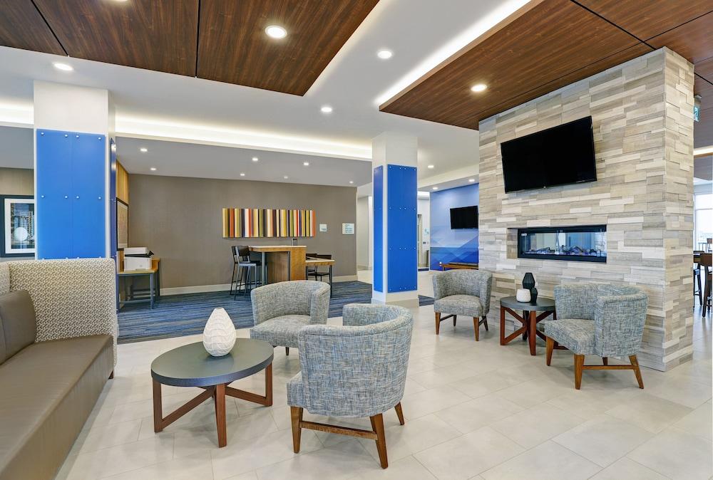 Holiday Inn Express & Suites Port Elgin