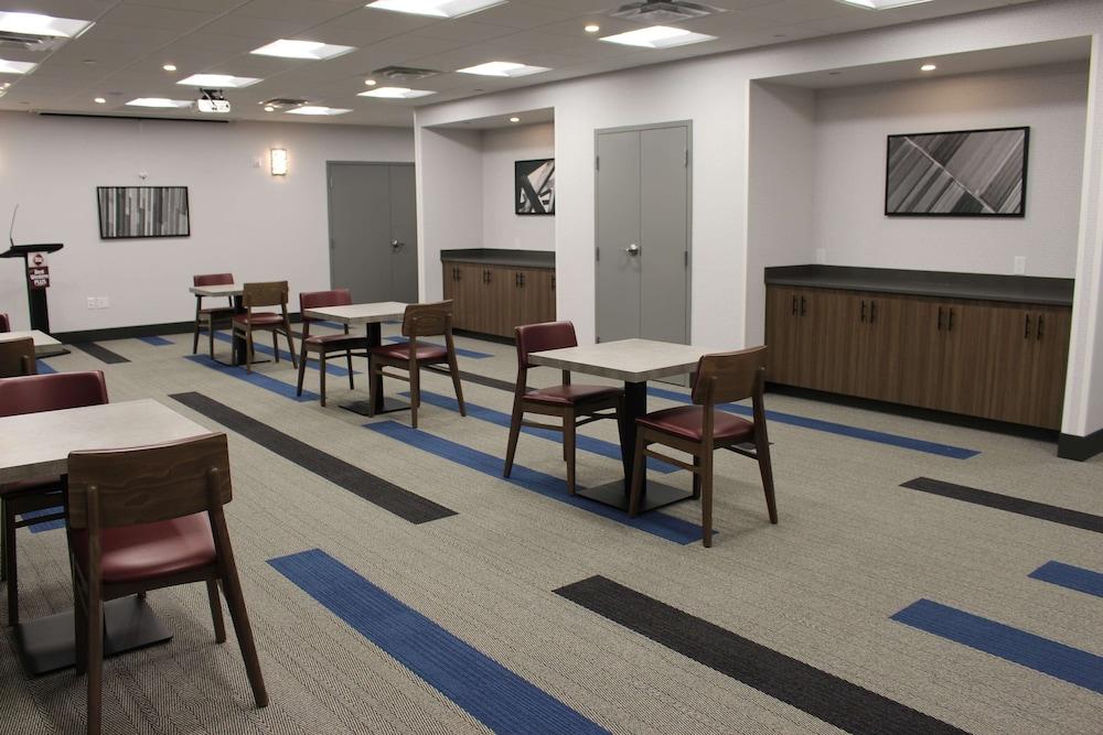 Best Western Plus Dauphin