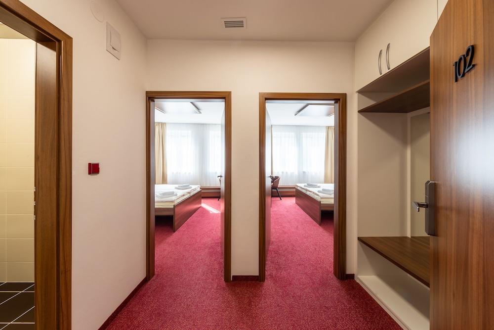 Bohemia Inn Hotel