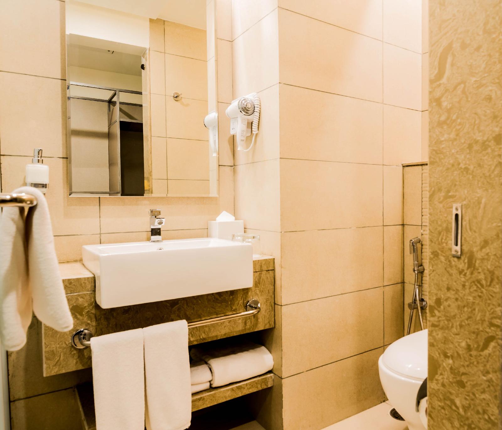 Holiday Inn Express Kolkata Airport