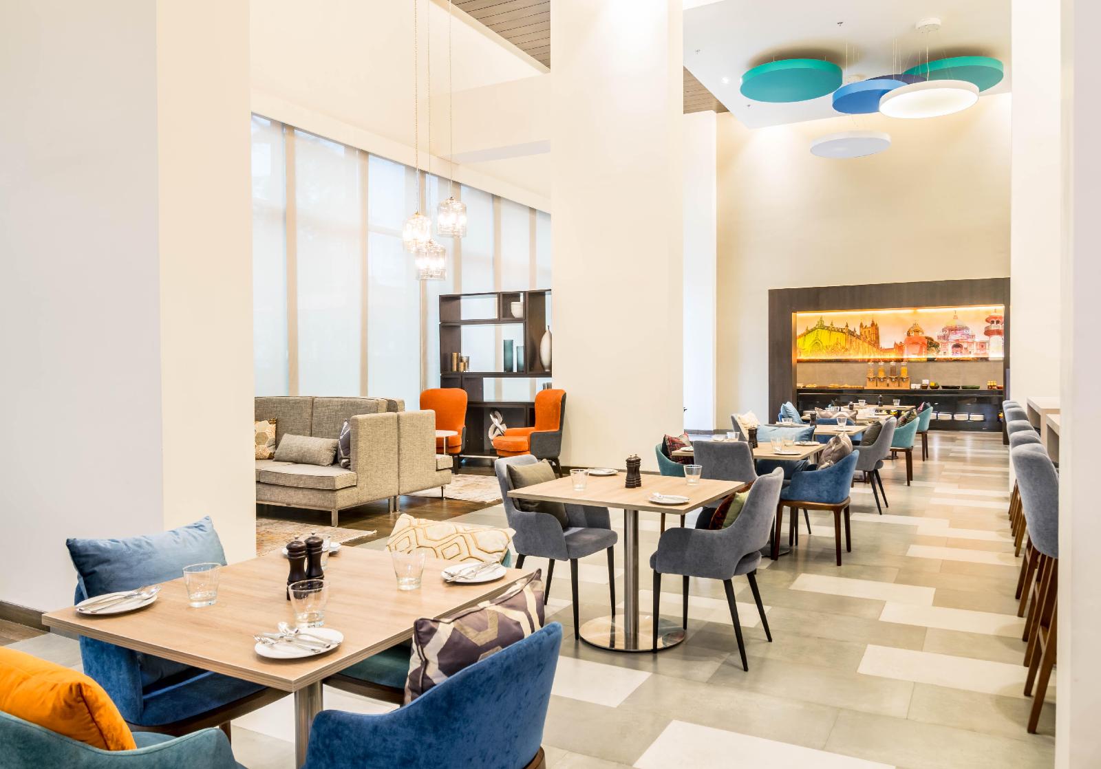 Holiday Inn Express Kolkata Airport