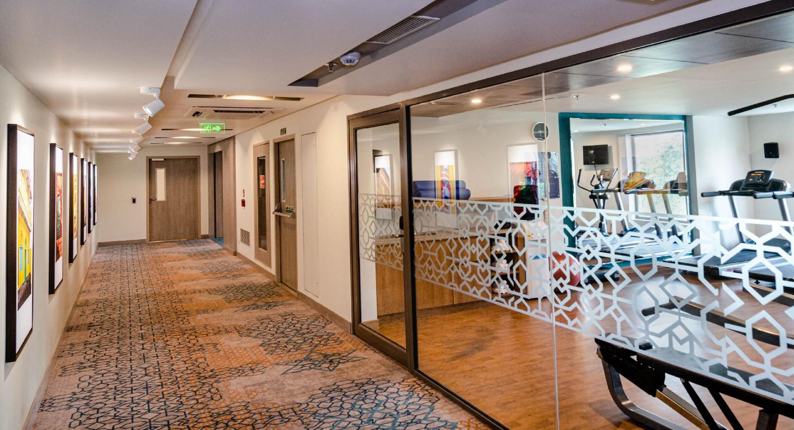 Holiday Inn Express Kolkata Airport