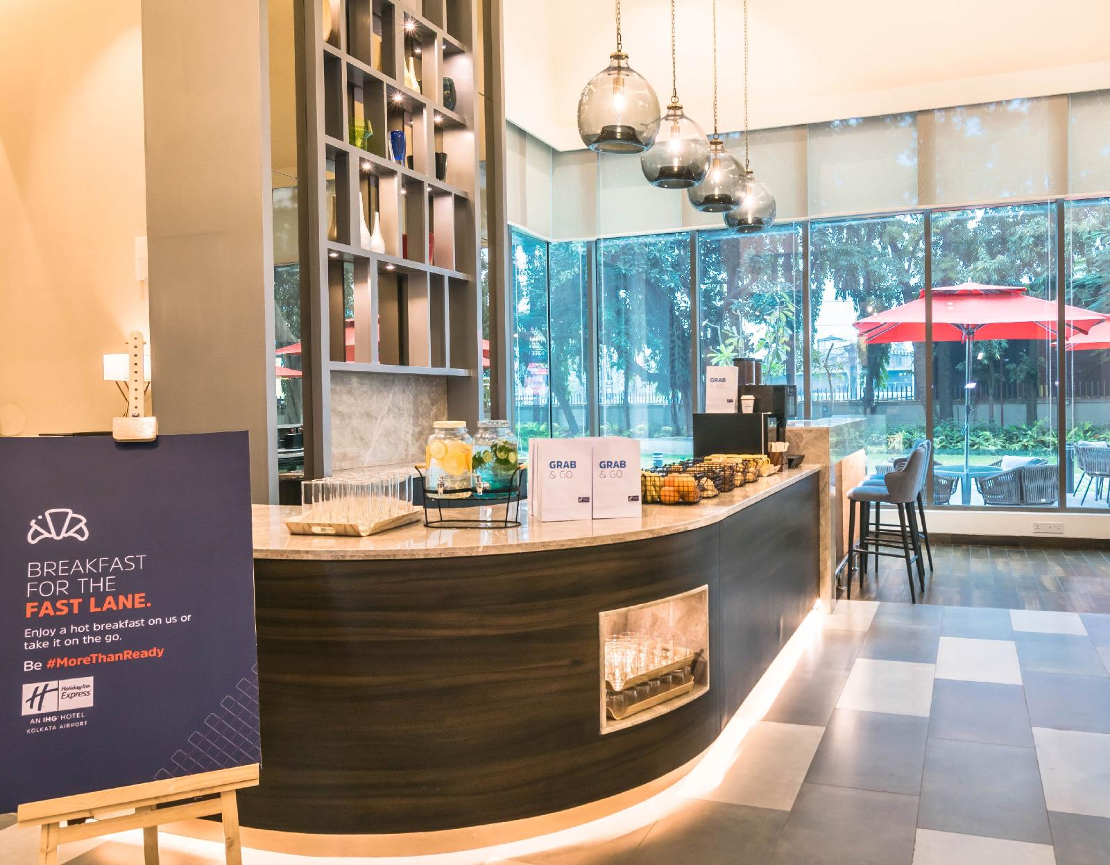 Holiday Inn Express Kolkata Airport