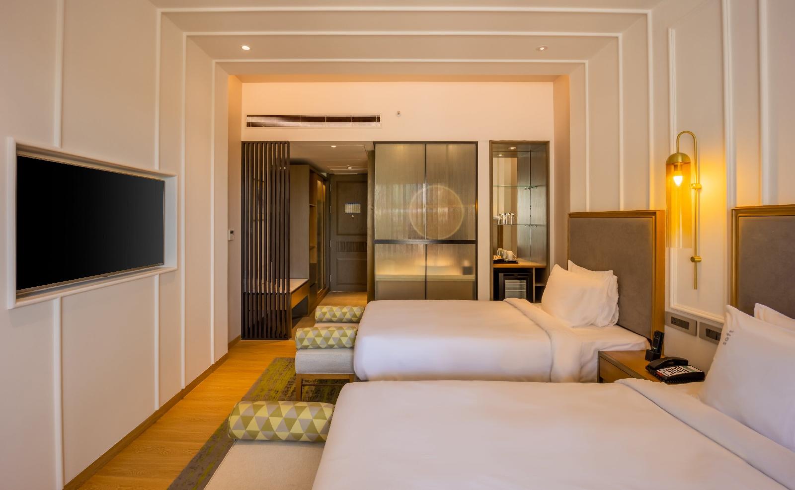 Holiday Inn Goa Candolim