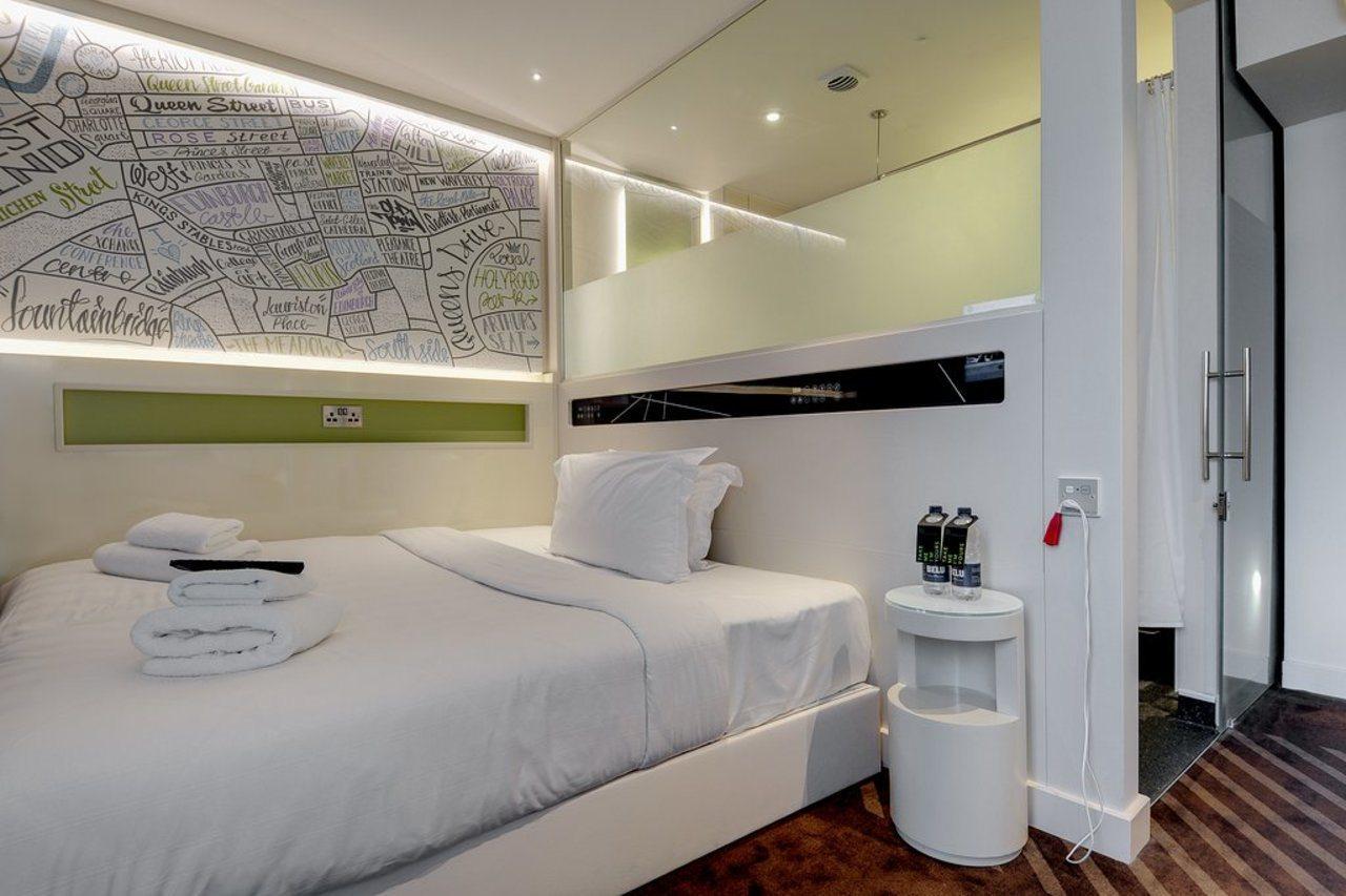 hub by Premier Inn London Westminster Abbey