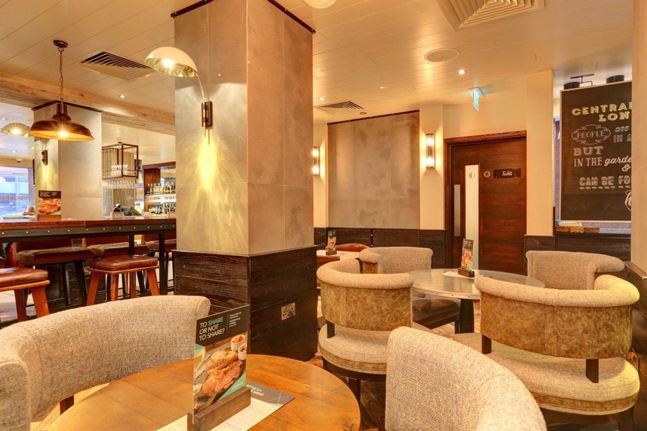 hub by Premier Inn London Westminster Abbey