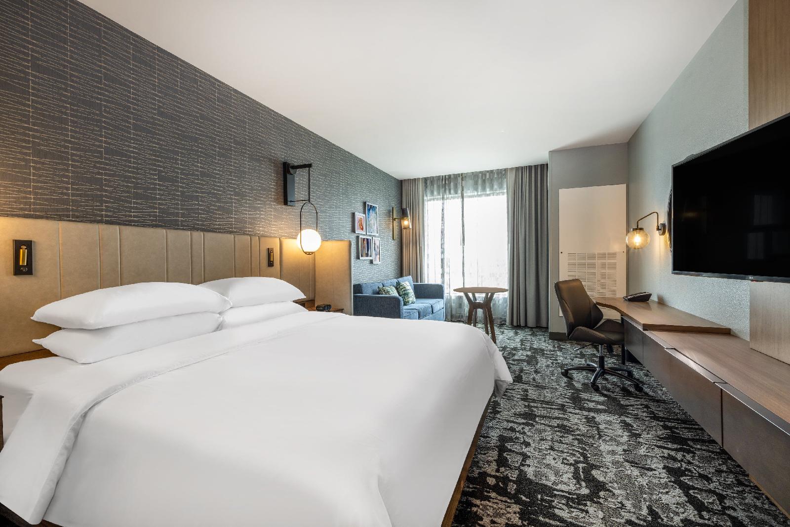 Crowne Plaza Kearney